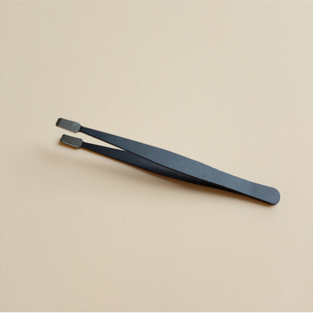 Tweezer for Nib Replacement
